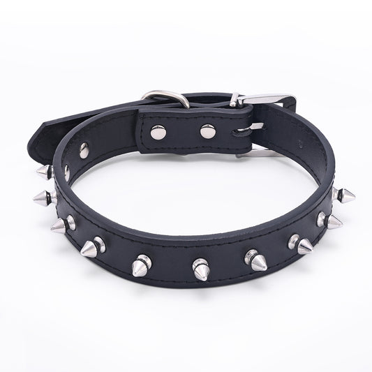 GREEDY RIVET CHOKER