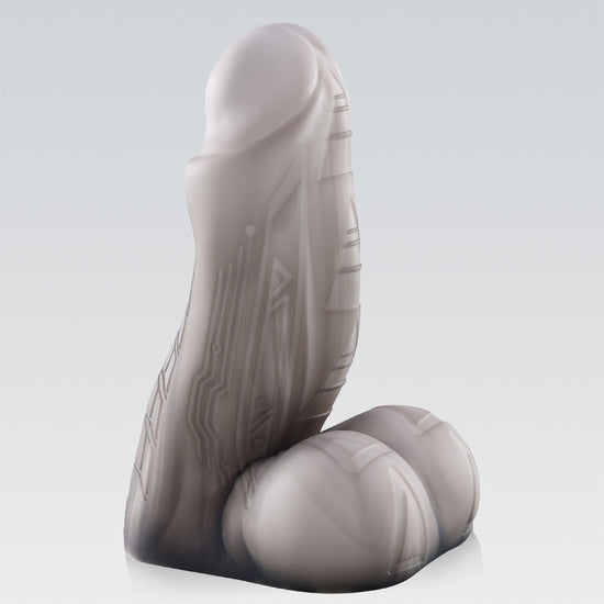 HARKONEN - ALIEN FANTSY DILDO alien dildo detail image showing fantasy texture, sculpted shape, and body-safe silicone finish