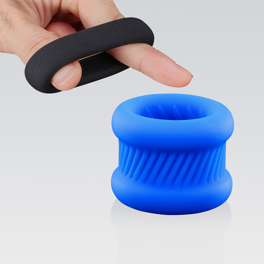 O-RING 01 cock ring detail image showing silicone accessory shape, fit, and wearable detail